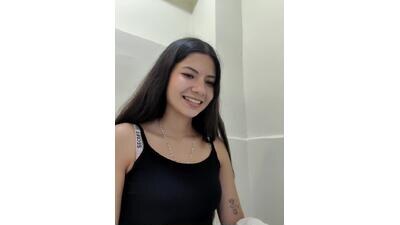 Malia_Maccoll public webcam profile photo 4