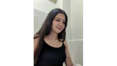 Malia_Maccoll public webcam profile photo 5