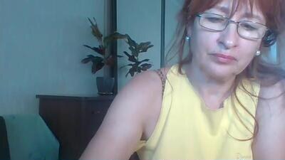 Marellaa public webcam profile photo 2