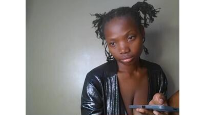 Mariana_150 public webcam profile photo 2