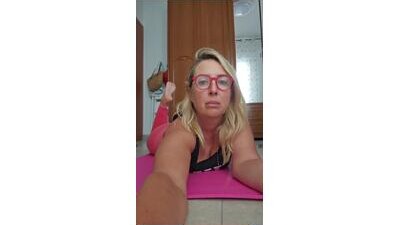 mariarichi_ public webcam profile photo 5