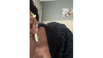 masked_sexymelons public webcam profile photo 5