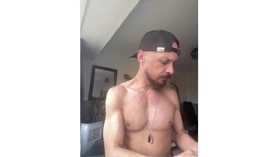 MattMiller28 public webcam profile photo 6