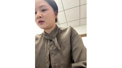 mia-77 public webcam profile photo 10
