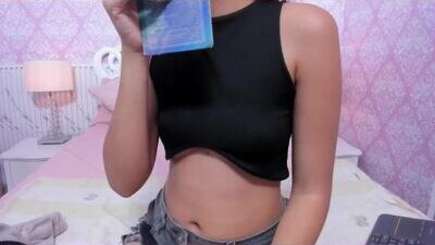 Miabloom19_ public webcam profile photo 7