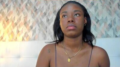 MiaJacksson public webcam profile photo 9