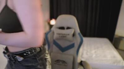 miakeler public webcam profile photo 6