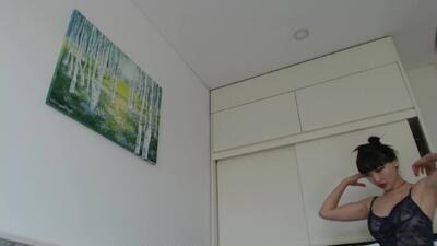 miarie public webcam profile photo 4