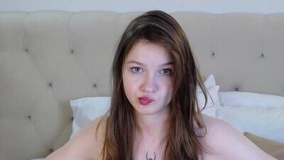 MichelleRoux public webcam profile photo 9