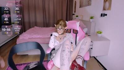 mikaella_nicole public webcam profile photo 2