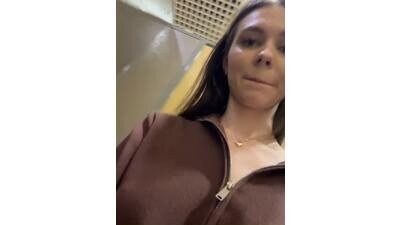MilaBee public webcam profile photo 2