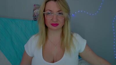 milasmille public webcam profile photo 4