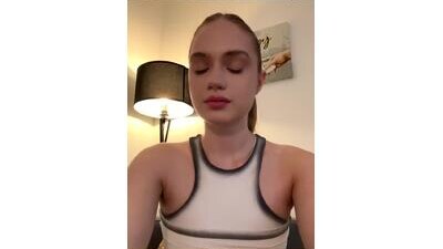 miley_muer public webcam profile photo 5