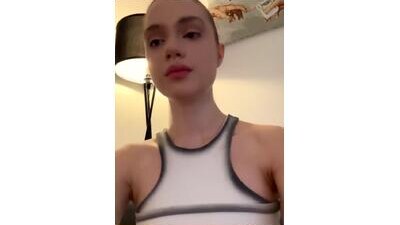 miley_muer public webcam profile photo 6