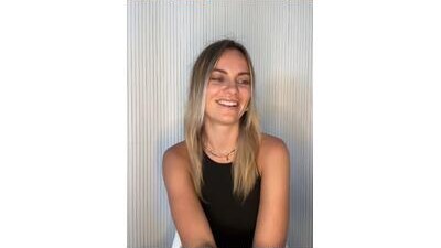 milla__one public webcam profile photo 10