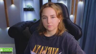 mira_mermayd public webcam profile photo 2