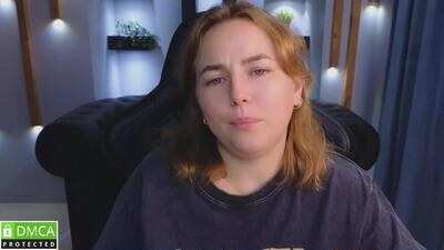mira_mermayd public webcam profile photo 4