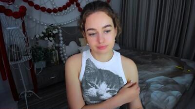 miraclecurly public webcam profile photo 2