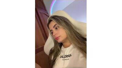 Miss_valeriaa public webcam profile photo 7