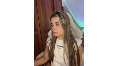 Miss_valeriaa public webcam profile photo 8