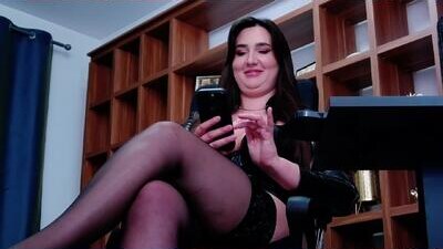mistress_audrey public webcam profile photo 10