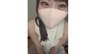 momo_mm public webcam profile photo 4