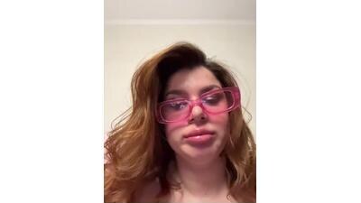 moneyforpeaches public webcam profile photo 2