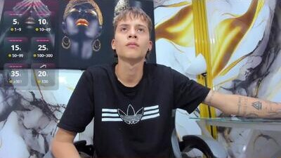 mono_blonde public webcam profile photo 10
