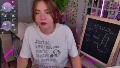 moon__bunny public webcam profile photo 4
