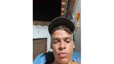 MrLeoLatino public webcam profile photo 5