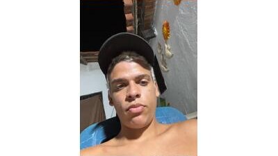 MrLeoLatino public webcam profile photo 10