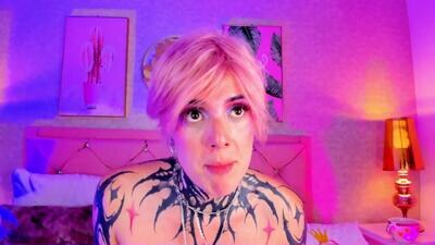 mystikdoll public webcam profile photo 2