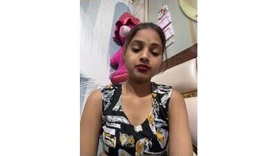 Naina11100 public webcam profile photo 10