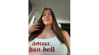 nicole111 public webcam profile photo 5
