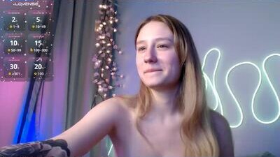 NicolePax public webcam profile photo 5