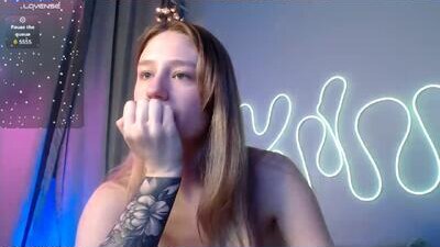 NicolePax public webcam profile photo 8