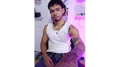 niick01_ public webcam profile photo 4