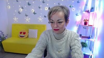 nikamayu public webcam profile photo 10