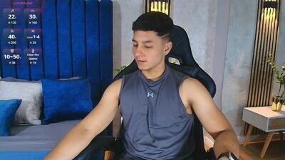 noah_clarkk public webcam profile photo 6