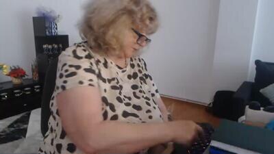 norajohnson6 public webcam profile photo 4