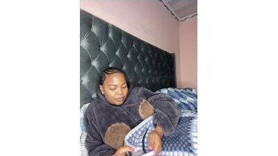 nothileenhle public webcam profile photo 6