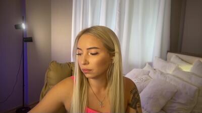 ohmyemma public webcam profile photo 8