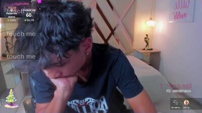 OliverTwinky public webcam profile photo 6