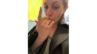 olivia_jemison public webcam profile photo 10