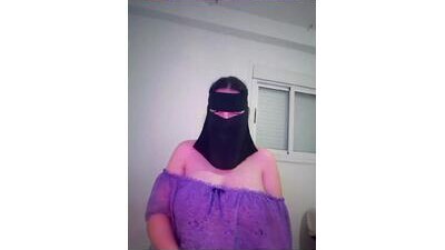 om_tiz public webcam profile photo 10
