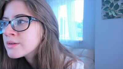 orivienne public webcam profile photo 2