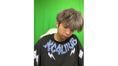 -OvO- public webcam profile photo 3