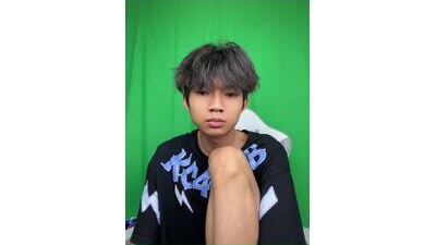 -OvO- public webcam profile photo 9