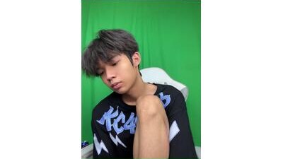 -OvO- public webcam profile photo 10
