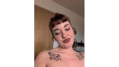 Petite_Juicy_Olive public webcam profile photo 8